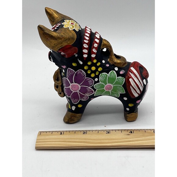 Hand Painted Black Floral Torito de Pucará Folk Art Pottery Bull Figurine Peru - Picture 16 of 16
